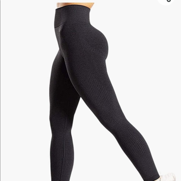 Pants - Black seamless legging brand new size small